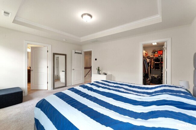 Building Photo - 5620 Garrow Glen Rd