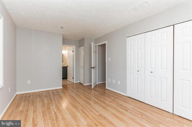 Building Photo - 12205 St Peter Ct