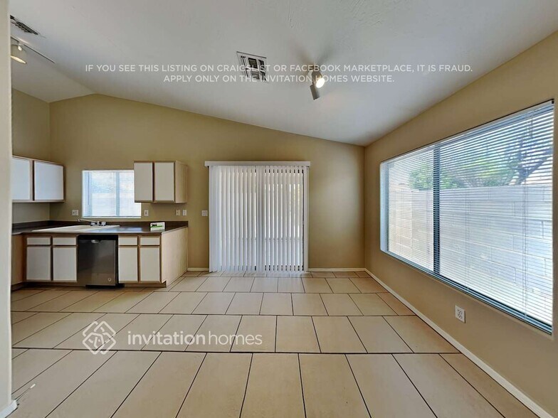 Building Photo - 17738 N White Horse Trail