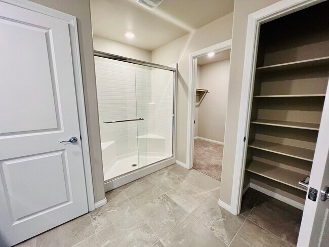 Building Photo - 4 Bedroom Home in Southern Highlands
