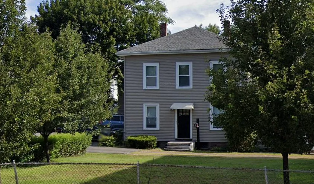 Building Photo - 309 Highland Ave