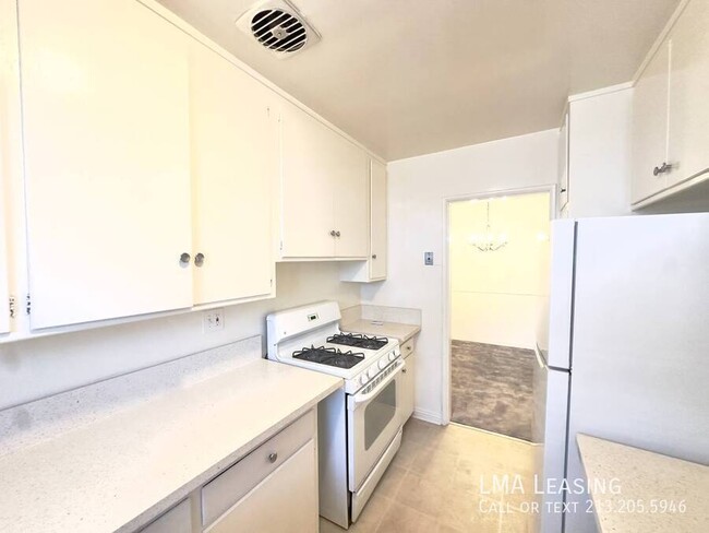 Building Photo - Charming 1-Bedroom Apartment in Prime Beve...