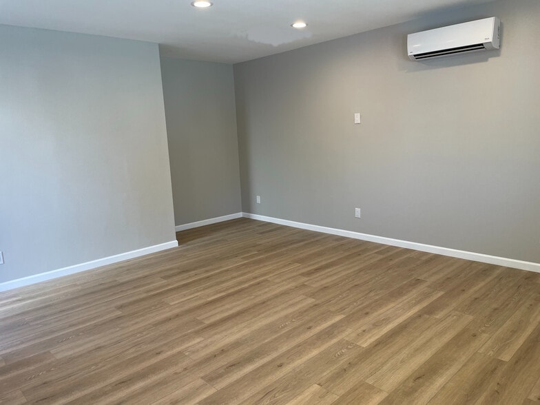 Building Photo - 2688 Sasha Ct