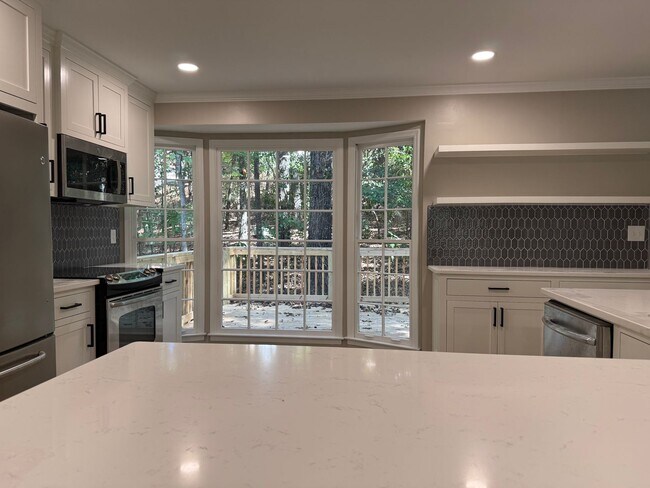 Building Photo - Oak Mountain 3 Bedroom Home