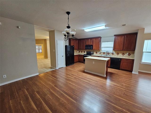 Building Photo - 605 Snowy Orchid Dr