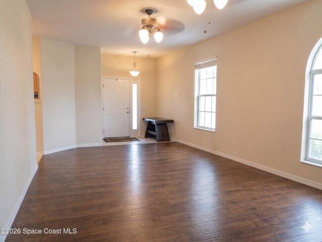 Building Photo - 3220 Recco Pl