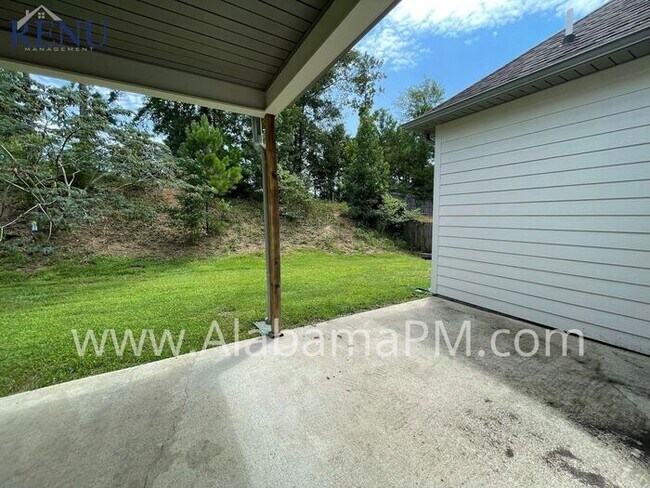 Building Photo - NEW PRICE!!