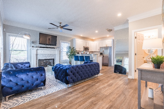 Building Photo - 1401 Rome Dr NW