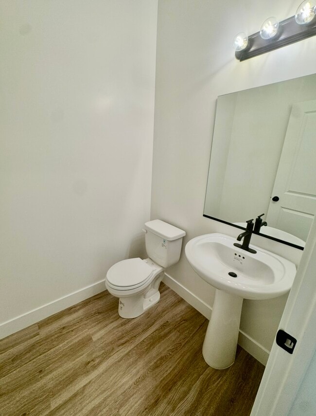 Building Photo - 5706 S Weehawken Ln