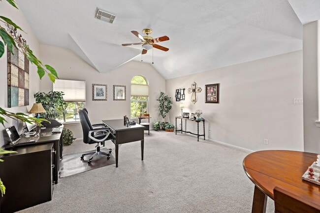 Building Photo - 11506 Aucuba Ln