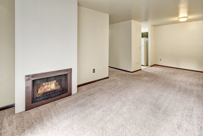 Ladera Villa Apartments - Living Room - Ladera Villa