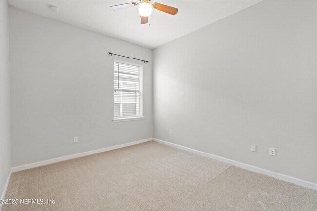 Building Photo - 5985 Wind Cave Ln