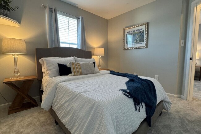 Building Photo - 9414 Grant Ave