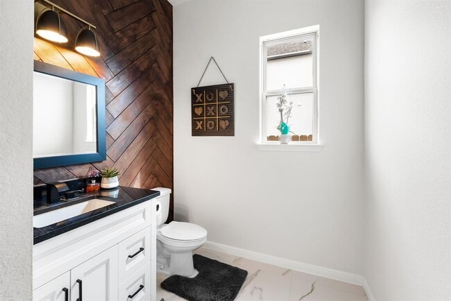 Building Photo - 2612 War Wagon Way