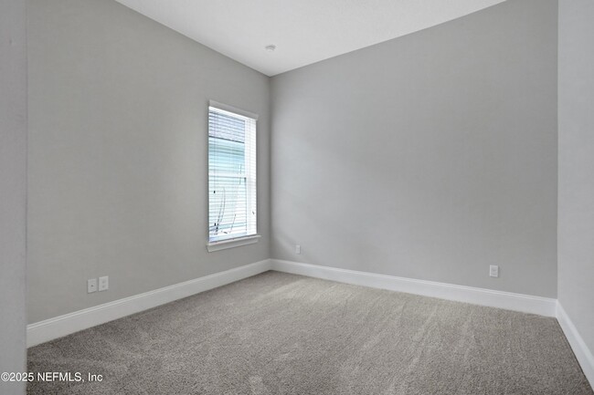 Building Photo - 420 Eagle Rock Dr