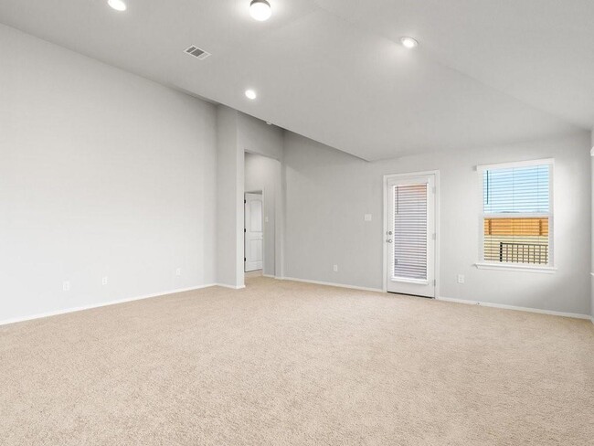 Building Photo - 308 Rimrock Ct
