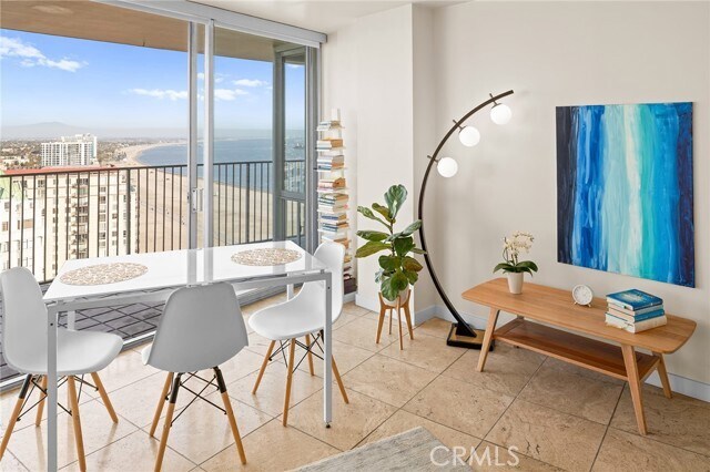 Building Photo - 700 E Ocean Blvd