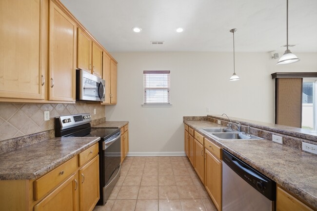 Building Photo - 5205 Pughsville Rd