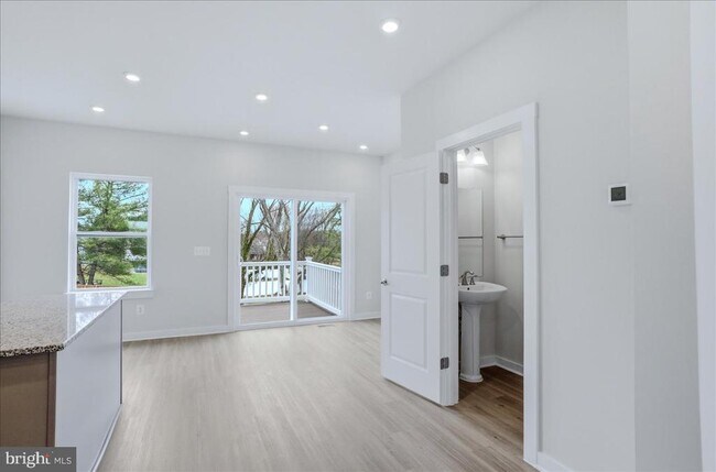 Building Photo - 101 Marlow Ct