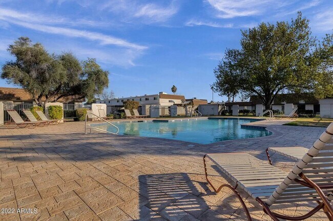 Building Photo - 8237 E Orange Blossom Ln