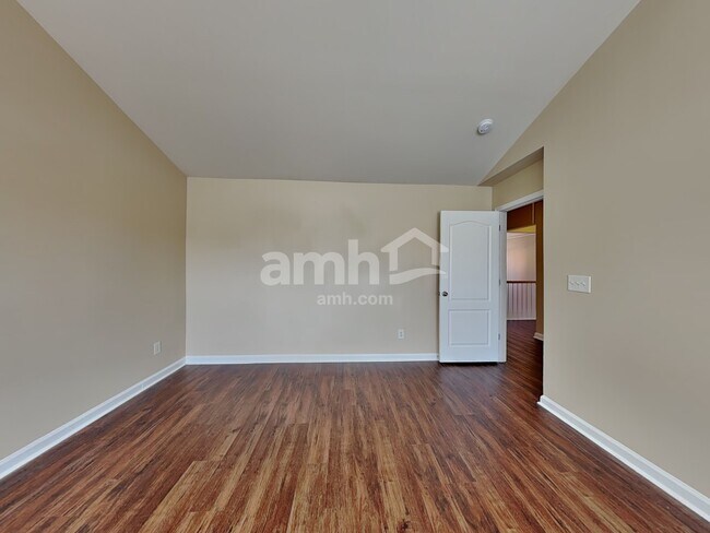 Building Photo - 3339 Sugar House St