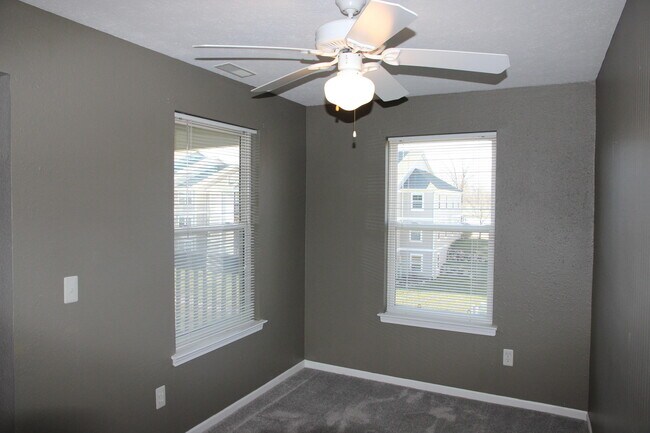 Building Photo - 1376 Heatherwood Ln
