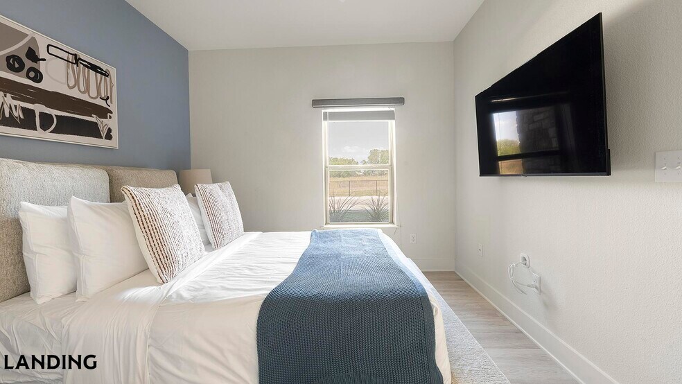 Building Photo - 2115 Windsor Blvd