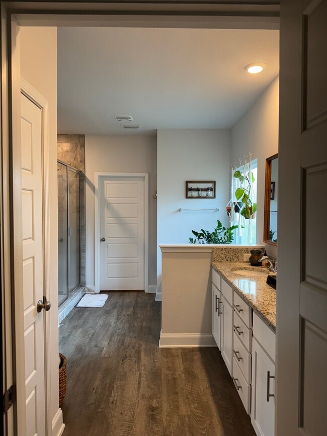 Building Photo - 9523 Vargas Ct