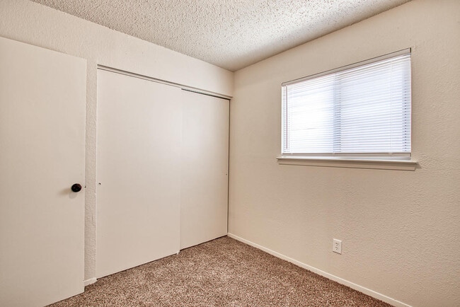 Building Photo - 10720 Mc Allen Pl