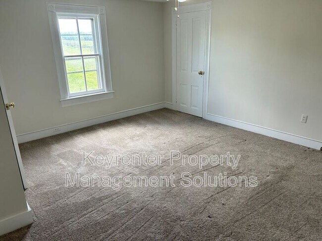 Building Photo - 209 Tanner Ln