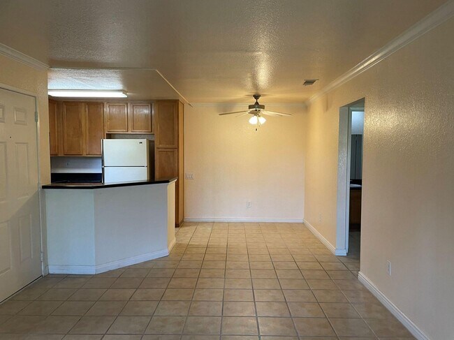 Building Photo - 78650 Ave 42 Ave