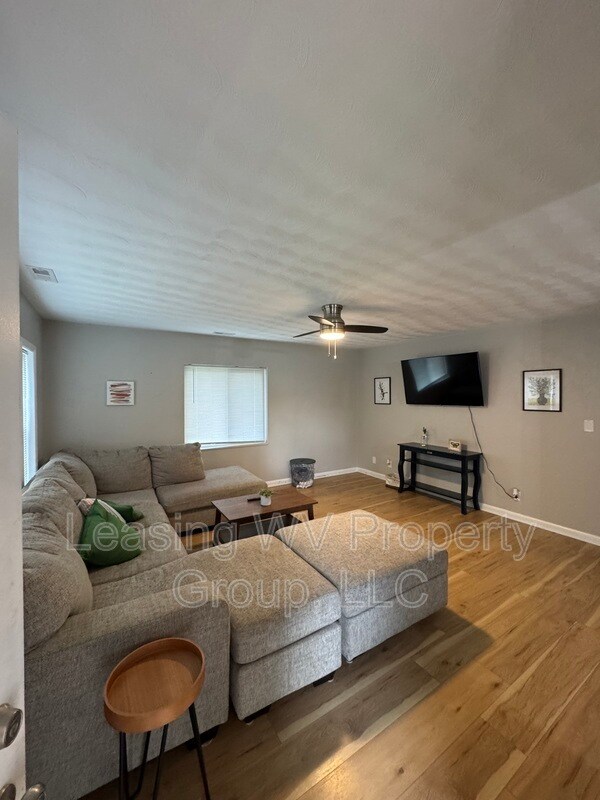 Building Photo - 523 Dudding Ave