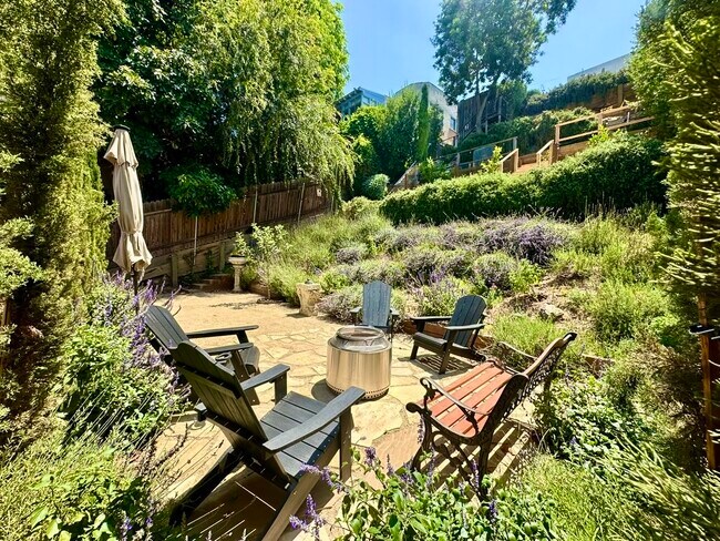 Backyard Tier 4 - 1521 Parmer Ave