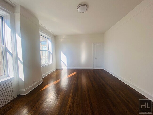 Building Photo - WEST 86 STREET