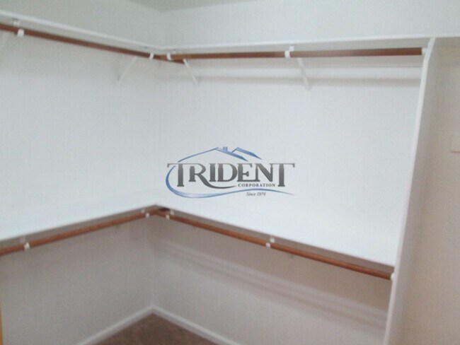 Building Photo - Beautiful Yuba City home on a large lot