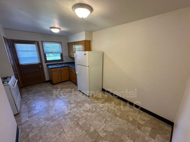 Building Photo - 3015 N 53rd St