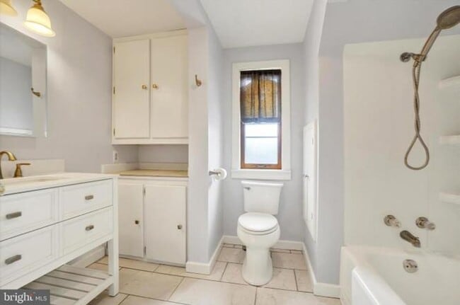 Building Photo - Fabulous 3 bedroom in York.