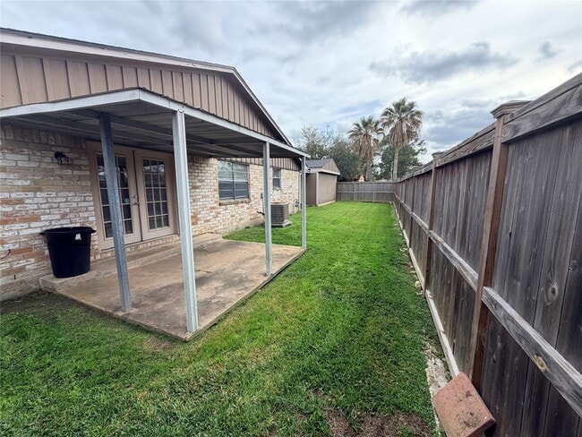 Building Photo - 10402 Belfast Rd