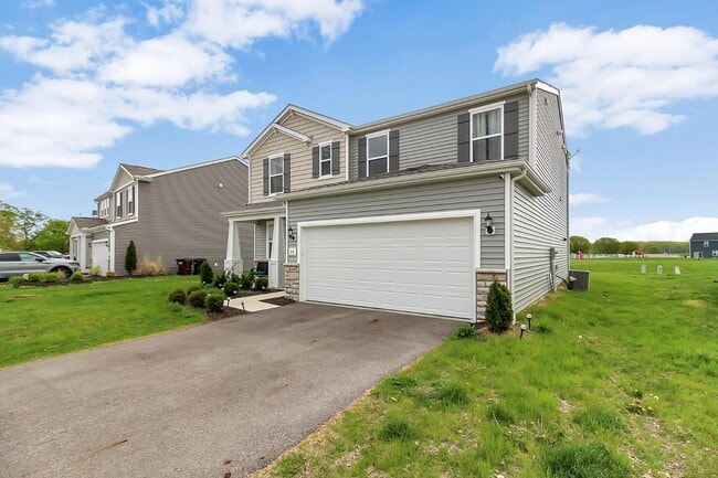 Building Photo - 24 Bazler Ln