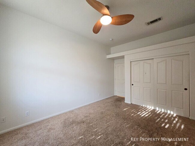 Building Photo - 3697 Ferndale Cove Dr