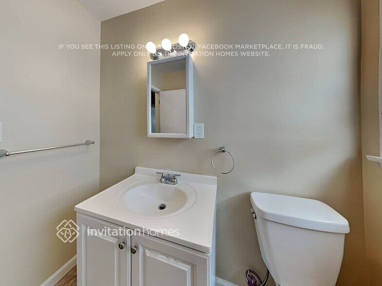 Building Photo - 14230 Enadia Way
