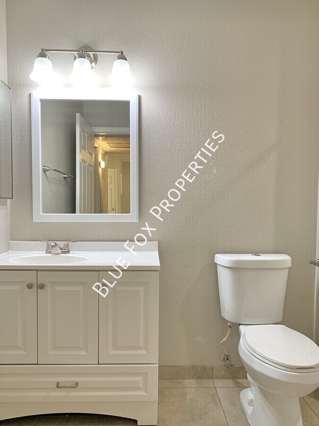 Building Photo - 7255 E Snyder Rd