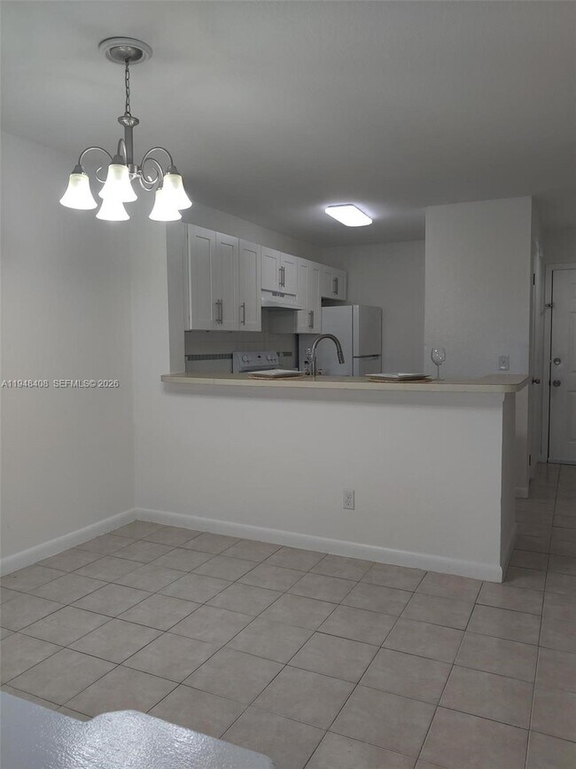 Building Photo - 1740 Palm Cove Blvd