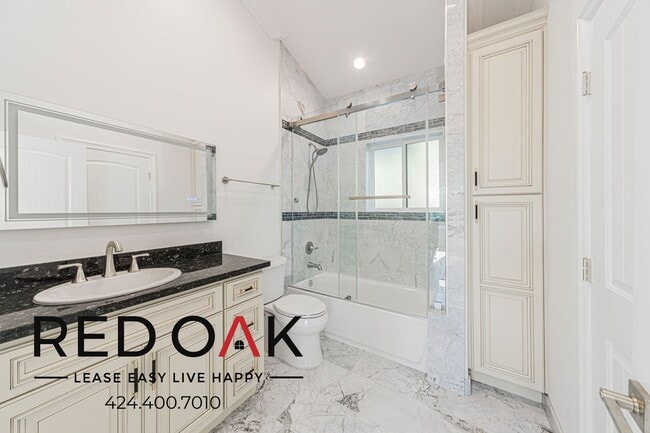 Building Photo - 2017 S Centinela Ave