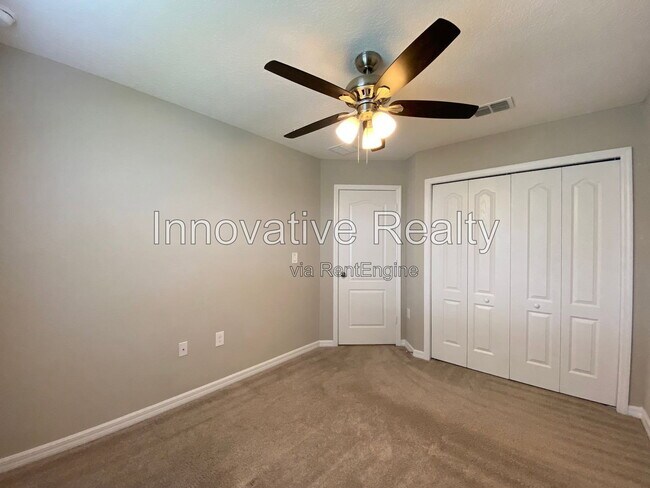 Building Photo - 302 Cedar Bark Ln