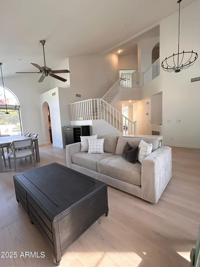 Building Photo - 7518 E Glenn Moore Rd