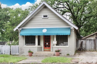 Building Photo - 400 N Van Buren St