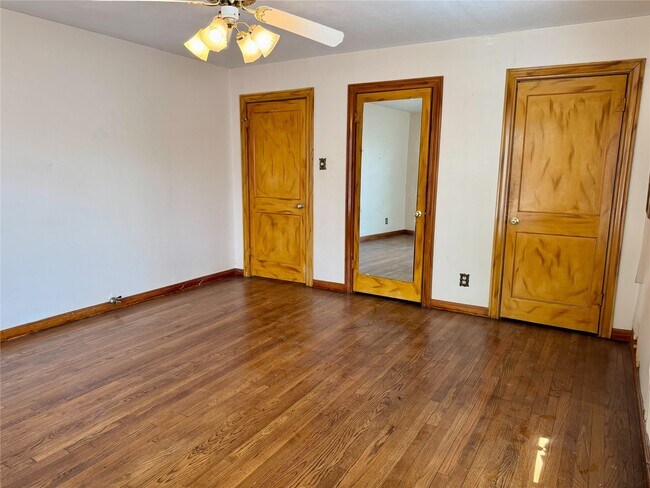 Building Photo - 2218 Chapman St