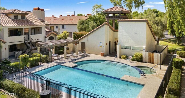 Building Photo - 2333 E Southern Ave