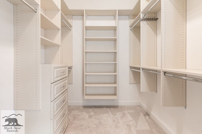 Building Photo - South AVL - Grand Residence in The Cotswolds Development